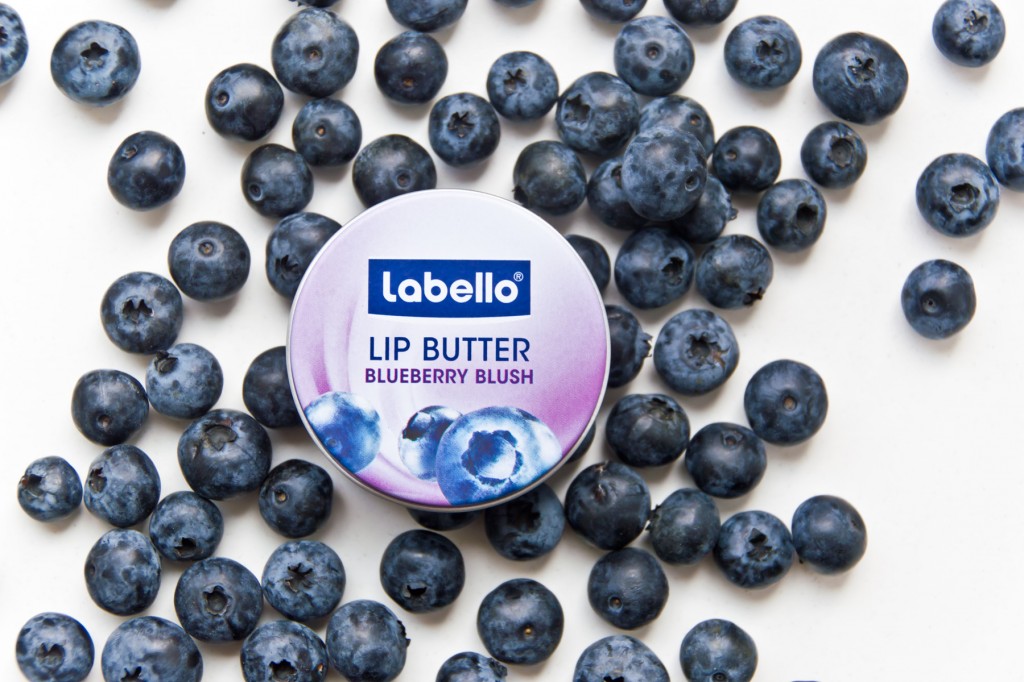 Labello-Lipbutter-Blueberry-04