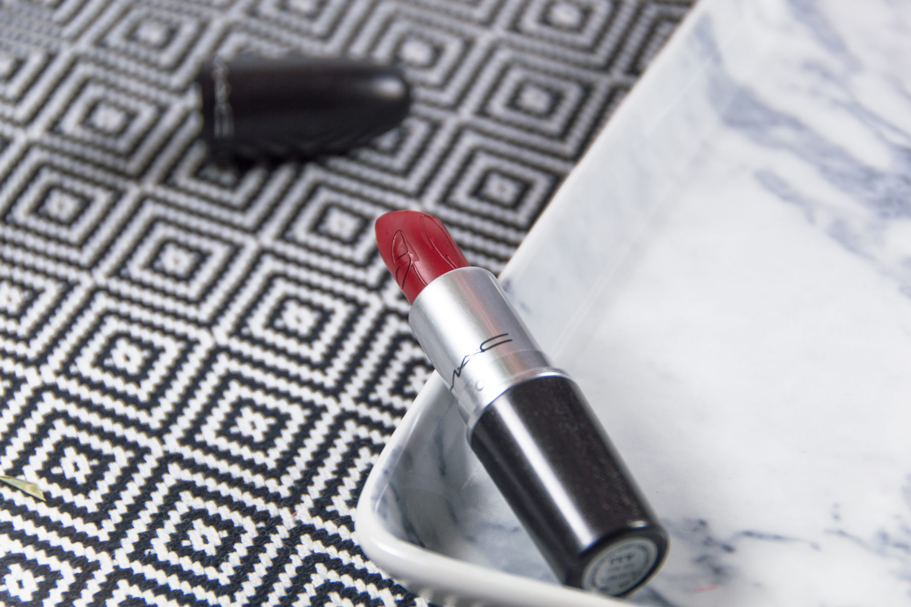 Roter Lippenstift der Klassiker in fünf Varianten MarieTheres Schindler Beauty Blog